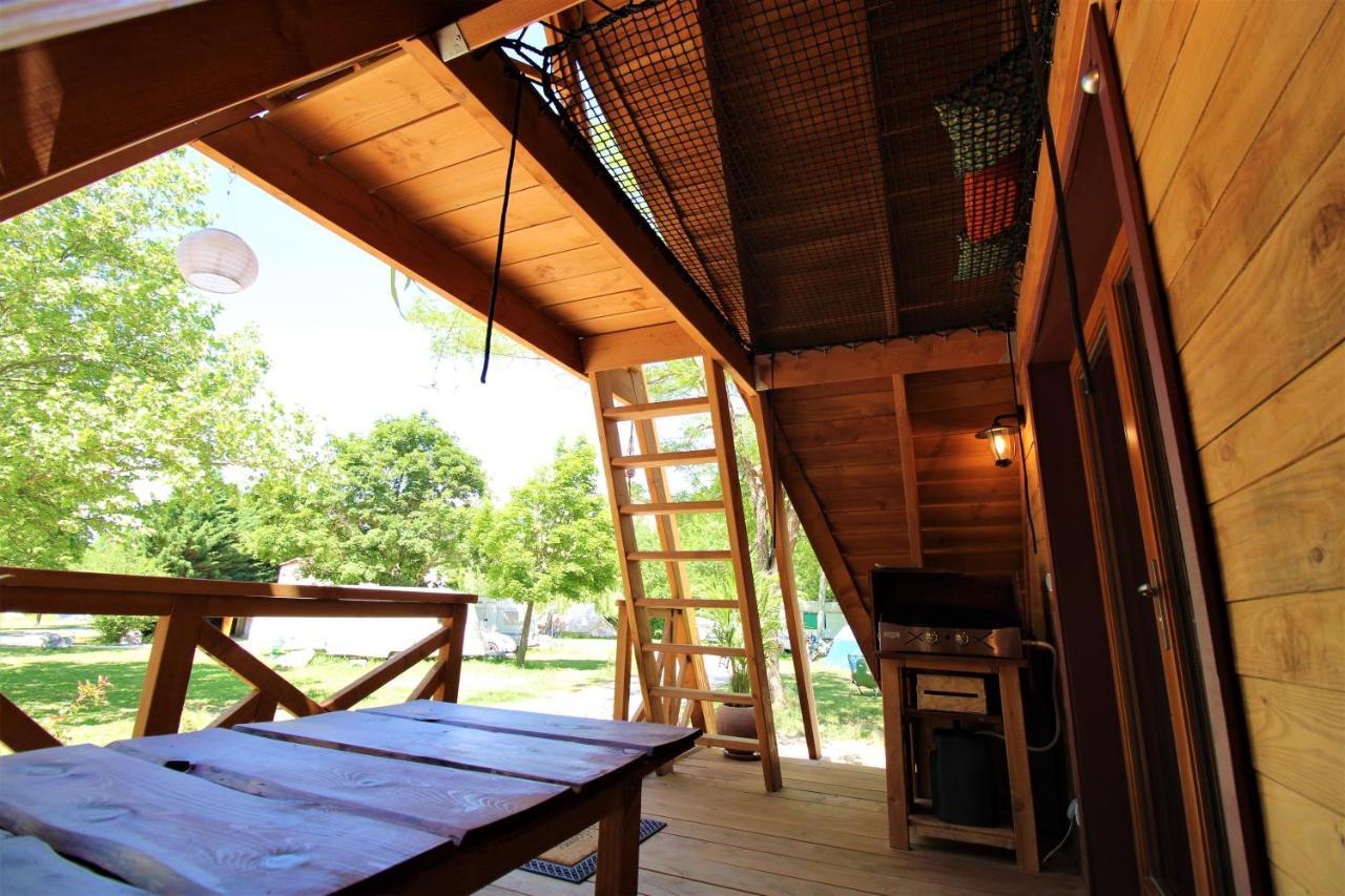 Habitat Createur - Hebergements Insolites Au Camping Municipal "Les Ecureuils" Recoubeau-Jansac エクステリア 写真