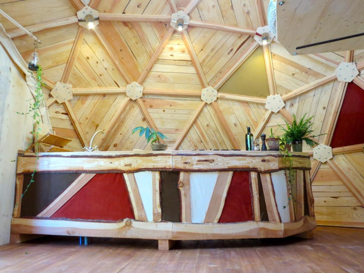 Habitat Createur - Hebergements Insolites Au Camping Municipal "Les Ecureuils" Recoubeau-Jansac エクステリア 写真