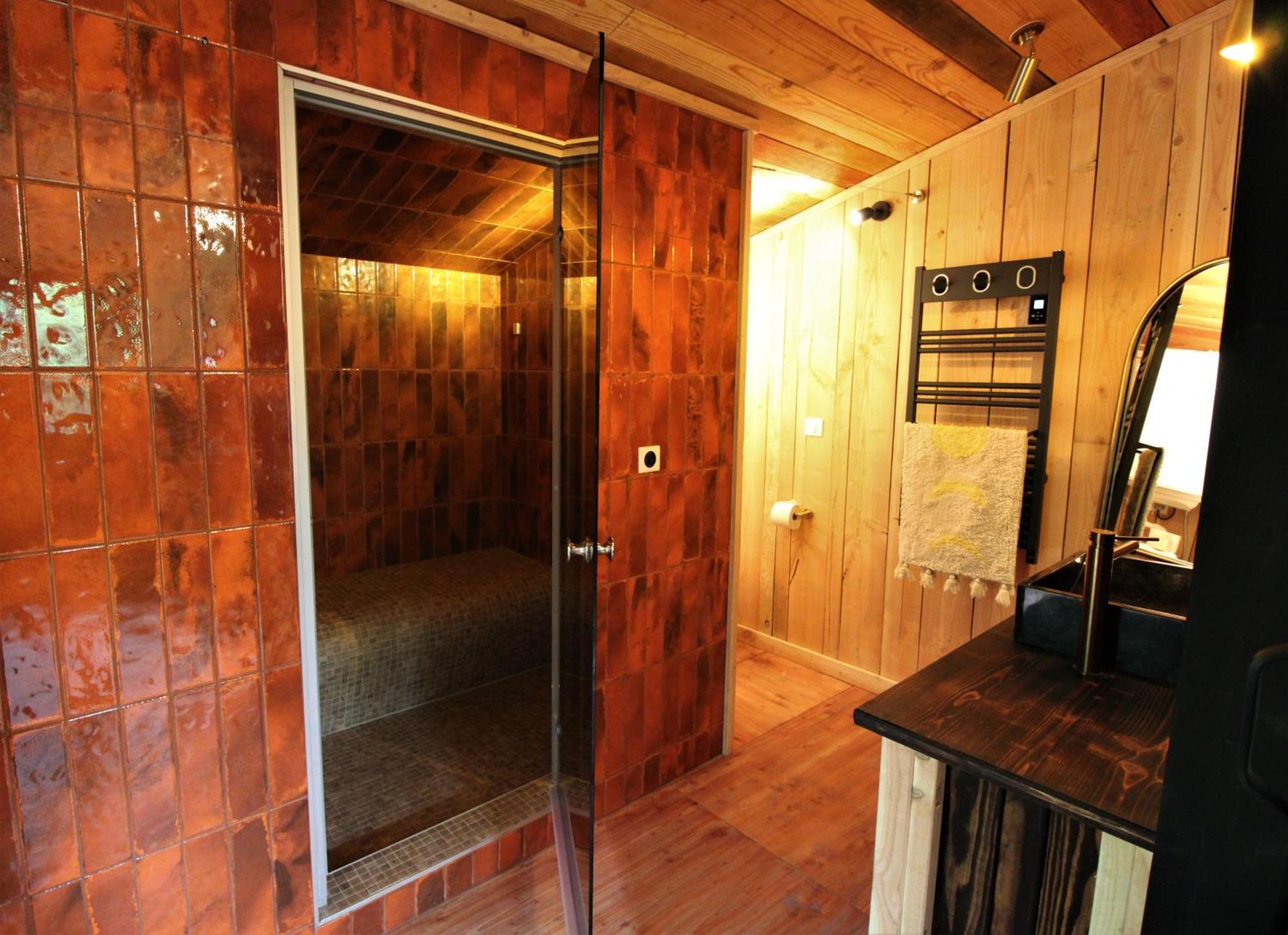 Habitat Createur - Hebergements Insolites Au Camping Municipal "Les Ecureuils" Recoubeau-Jansac エクステリア 写真