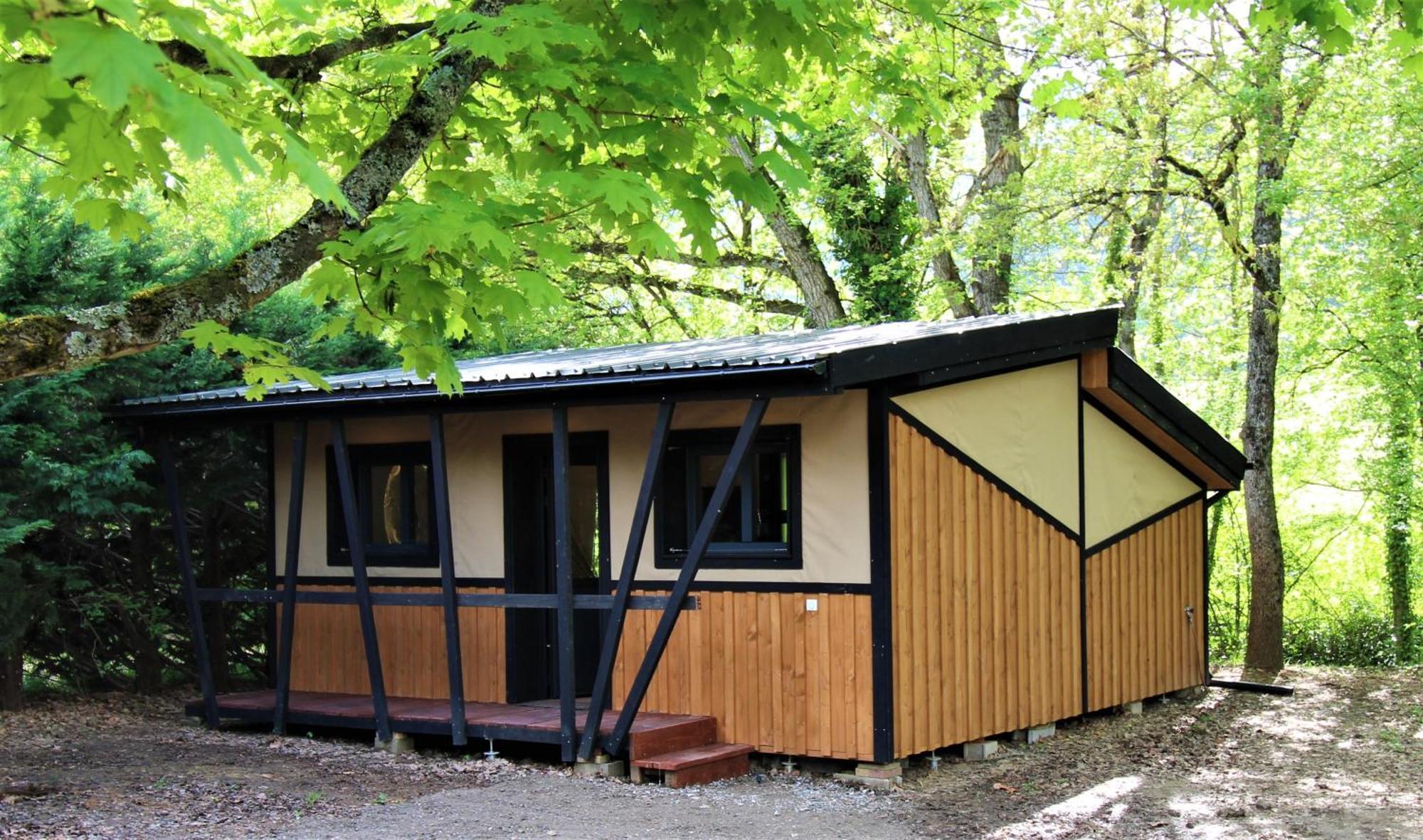 Habitat Createur - Hebergements Insolites Au Camping Municipal "Les Ecureuils" Recoubeau-Jansac エクステリア 写真