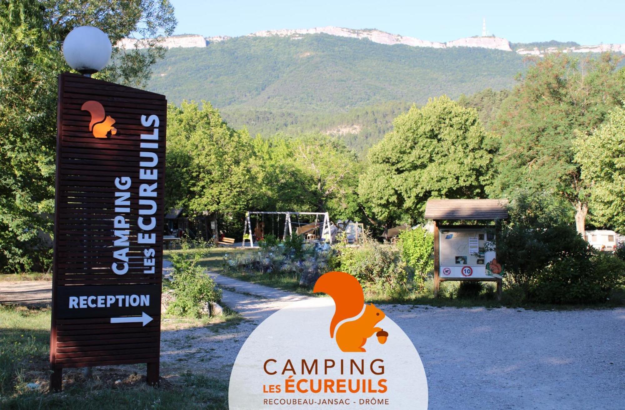 Habitat Createur - Hebergements Insolites Au Camping Municipal "Les Ecureuils" Recoubeau-Jansac エクステリア 写真